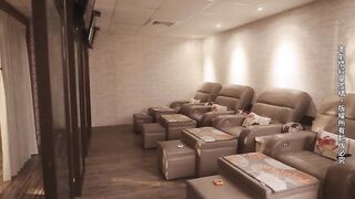 FC2PPV 4608168 【無修正】女性客を喰いものにする外道マッサージ師 豊満な肉尻 jav