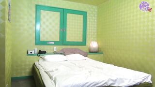 FC2PPV 1466980 ★個数限定900円OFF！！【無個】自粛でヒマなキャバ嬢のまどかちゃん！！弱みに付け込み連れ込みSEX jav