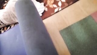 FC2PPV ※限定【個人】旦那から逃げ実家で暮らす奥さん。休日の昼間に他人棒に中出しされる jav