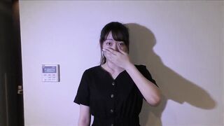 FC2PPV 1485988 【個人撮影】初撮り！さやか19歳の受付嬢★168㎝の長身Ｄカップ色白美少女に生ハメ jav