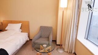 FC2PPV 1485824 【現役グラドル】流出●コロナ禍に交渉 現役週刊誌グラドルと裏のコスプレ撮影会で中出しSEX jav