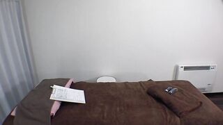 FC2PPV 4620073 ※216迄半額【無本編ムフフ】ナイスバディにエロ乳輪な超美女現る！どこからマッサージしようか悩 jav