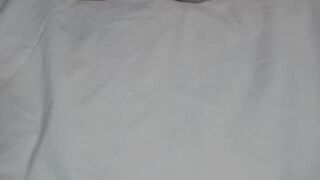 FC2PPV 1494984 ☆完全顔出し☆欲求不満のスレンダー美人人妻♥SEXレスで欲求不満の人妻は何でも受け入れて拘○初中出 jav