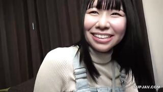 FC2PPV 4626327 【初撮り】地下アイドルグループ所属りょうちゃん18歳 整った顔が歪む壮絶快楽にイキ潮連発 jav