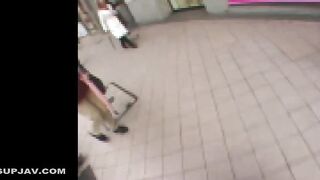 FC2PPV 4626991 【生ドル・未修正】車内でハメF3P生挿入2連発!!顔まで飛んだレーザー発射!!抜くの遅くて膣内に精液ちょび漏れ jav