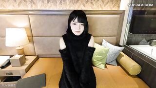 FC2PPV 4628278 【素人初撮り】りく(18) 乳輪が大きくてかわいいFカップ。クスコで開いて内視鏡で観察したり、中出 jav