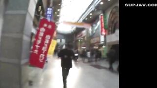 FC2PPV 4588381 【生ドル・未修正】友達の見てる前で生挿入