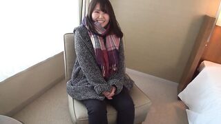 FC2PPV 880508 【無修正・4名・78分・ＺＩＰ有】家庭教師をしている一流大卒の25歳まやちゃんが惜しげもなく肉 jav