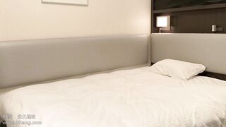 FC2PPV 1520964 【初撮り隠し撮り】バレたら即削除！衝撃スクープ！モデル並みの極上美魔女他人妻を孕ませＮＴＲしたので晒します jav