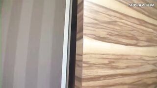 FC2PPV 4655984 【本日限定価格7980pt→1980pt】カメラを回すのは夫。11歳年下妻が他人棒にネトラレる！羞恥に身悶えながら連続絶頂 jav