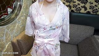 FC2PPV 4661641 Fカップアイドル研修生！浴衣コスで超汗だく本気の中出しセックス jav