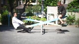 남자들에게 집단으로 당하는 오피스걸 jav