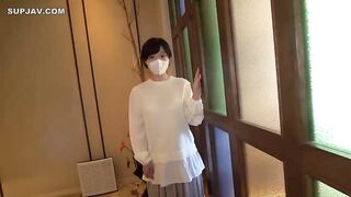 FC2PPV 4670832 【無・完全素人】透き通るような白肌の超絶カワイイ医療系の21歳！おっぱいもお尻も全てが最高 jav