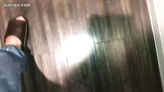 FC2PPV 4672692 ※不定期間限定販売※【無修正】【顔出し】【潮吹き】スタイル抜群のぶっ壊れ美人人妻と真昼間から楽しむ秘密の情事 jav