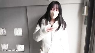 FC2PPV 4672774 【二発中出し】19歳美乳お嬢さんメイド昇天！生チンポ激しいピストンで痙攣しまくり jav