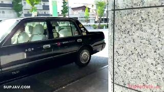 FC2PPV 4685095 【傑作！】「もっとちょうだい♡奥♡奥♡」超欲しがり極上美女、ぷるんぷるんの天然巨乳でベッドびっしょびしょになるほど潮吹き jav