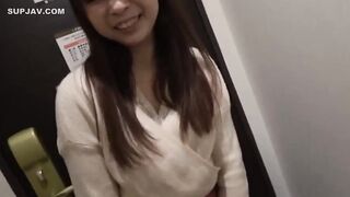 FC2PPV 4682356 【無・個撮】限定割780pt・中〇翔子似のスレンダー美乳人妻に妊娠覚悟の生中出し！【特典で高画質】 jav