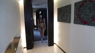 FC2PPV 4699392 【【無・完全素人・生中出し】美人OL24歳ファンが殺到！仕事帰りのおじさんの先走りチンポを舐めまわす jav 2