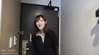 FC2PPV 1576459 【無】絶対後悔させません！就活帰りのスーツひなちゃん in ビジホ 立てなくなるまでイキまくり！覚醒した彼女をご覧 jav