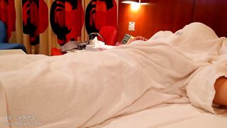 FC2PPV 1580185 【処女初肉棒再来】彼女が絶望の淵でもがき苦しんでいるときに僕は過ちを犯してしまった jav