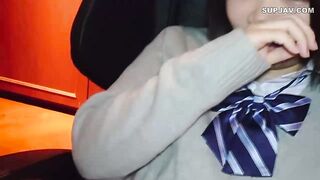 FC2PPV 4702050 【無・制服コス】先着780pt・バイト先の先輩に妊娠させられた未熟なヤリマンに精液を中出し！【特典で高画質】 jav