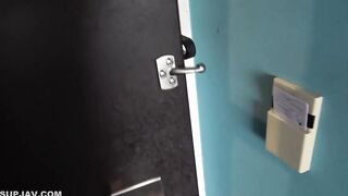 FC2PPV 4714378 【バレたら解雇】大手配信で人気の素人エロインフルエンサー！リスナー10万人が発狂必至の過激ガチハメSEX映像を特別公開 jav