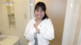 FC2PPV 4713690 【無】童顔がヤバい！チョ～お目目クリクリの可愛すぎるお顔に大量顔射でベトベト！ウブな見た目に反してエッチな事は大好き！jav