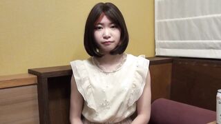 FC2PPV 1594592 【個人撮影】【無】初撮りガチンコ援交少女！第３弾！身バレNGの為ウィッグを付けての挑戦！153cm小尻のBカップス jav