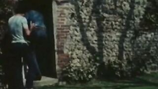 고전 영화 속 미녀배우 자지물고 박히고 쓰리썸 섹스