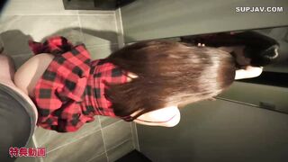 FC2PPV 4734526 [無修正・完全素人・中出し・潮吹き]＜モデル体型(ボカシ越しでも分かる美形)美女＞激ピスに可愛い声で叫びながら乱れま jav