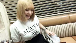 FC2PPV 4735395 【19迄990pt】【初撮】20歳Hカップ感度抜群な巨乳JD。激しく貫かれ敏感な体質でイキまくり何度も絶頂に達する jav