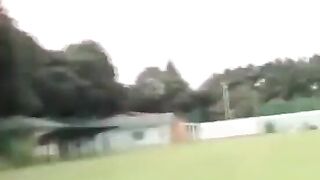 산책 나왓다가 변태남자에게 쫓기는 유부녀 jav