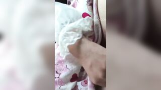 反差妹子車上掰毛逼 jav