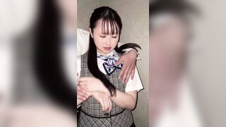 【顔出し】爆乳美女が街中で大暴走!!食い込みTバック＆ほぼ生出しおっぱいで徹底挑発!!羞恥心ゼロの変態プレイ連発!! jav jvip