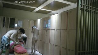 [限定オリジナルビデオ] ウォーターパーク美女たちの着替えと入浴（ウォーターマークなしオリジナルビデオシリーズ）[シーズン11] jav jvip ipcam (7)