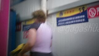 【レア＆独占】ウォーターパークのシャワー動画流出 [シーズン9] 母娘姉妹 vs. 若くて美しい女性たちの全裸ショー 12V jav jvip ipcam (4)