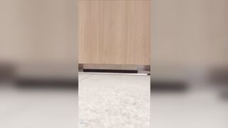 2025年最新トイレ盗撮【大量放出】複数回捕まる絶叫酔っぱらい転倒39枚 jav jvip ipcam (1)