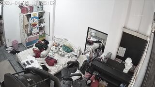 【最高尻】最高の妹が親友と自宅で着替えてオナニーする33V jav jvip ipcam (1)