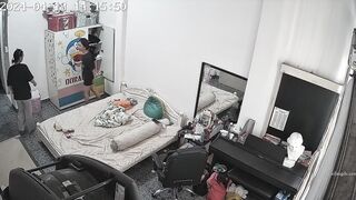 【最高尻】最高の妹が親友と自宅で着替えてオナニーする33V jav jvip ipcam (2)