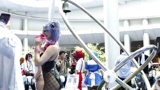 超速報！超高画質FHD動画 世界コスプレカーニバル2025NO-4 黒バニーちゃんローアングル撮り編 jav jvip ipcam