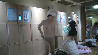 【ネット限定オリジナルファイル】ウォーターパーク美女着替え＆入浴㊙️透かしなしオリジナルファイルシリーズ【シーズン4】9V  jav jvip ipcam (3)