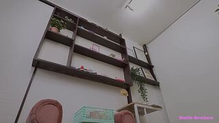 雑貨屋ローアン隠撮 vol.1 スレンダー美脚JKを前から後から2カメ同時逆さ撮り＋しゃがみ・スマホ差込み綿P2日分 jav jvip ipcam