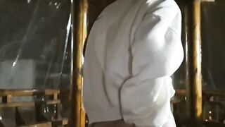 【露出オナニー】韓国の対照的な小さなロリータがネットユーザーを誘惑するために屋外でオナニー jav jvip (20)