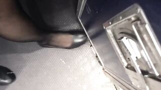 【巨匠がまとめた】航空大学校客室乗務員志望生のトイレ盗撮❤️客室乗務員のおまんこ超鮮明写真＋各航空会社客室乗務員の隠し撮り写真 jav jvip (92)