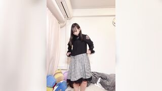 【1日限定47本セット】かわいい女の子が自撮りでおまんこ９８、オナニー、野外露出な jav jvip (28)