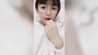 digi-tents_webcam_280 ライブでポロリしてめっちゃ照れるJD, 生の3人組が並んで○はだかに！, 「下はいてないの忘れてた」慌てふためくｃ jav jvip 5 (6)