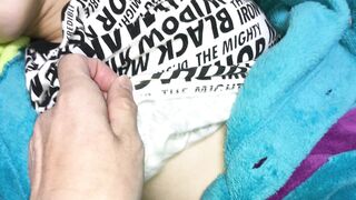 【家庭内盗撮13日分】推定Ｇカップ大学院生お姉ちゃんの私生活を隠し撮り・ノーブラタンクトップ乳首ぽっち・Ｓっ気抜群 jav jvip (2)