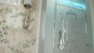 共犯女子1「1人カラオケで遠隔操作オナ自撮り」 jav jvip