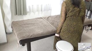 FC2PPV 1655480 【無ムフフ特典有】色白で清楚な巨乳美女がエロマッサージでイカされドスケベな本性がムキ出しに！チンコを握ってSPマッサージ懇？ ※3大レビュー特典有 jav