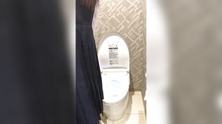 デパートのトイレでこっそりオナニーしちゃうJK161　あどけない身体のアイドルみたいにかわいらしいJK jav jvip